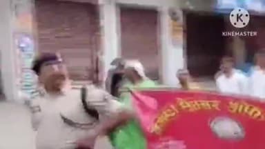 बगहा: बगहा में शांति बहाल करने को लेकर व्यापारियों ने लोगों से की अपील