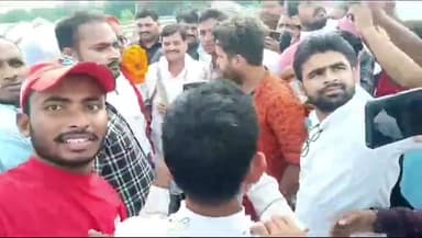 सुल्तानपुर: सपा के राष्ट्रीय महासचिव शिवपाल सिंह यादव का सुल्तानपुर में सपा कार्यकर्ताओं व पदाधिकारियो ने किया स्वागत