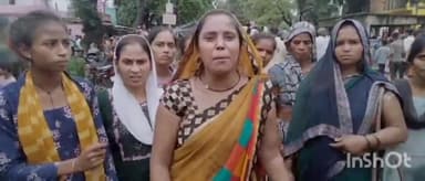 मीरगंज: सेवा ज्वालापुर की महिला की हत्या का खुलासा के लिए भुझिया माइनर अड्डा पर 2 घंटे से रोड जाम जारी, SDM व CO मौके पर मौजूद