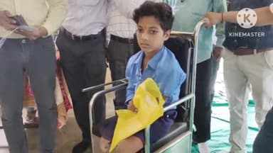 सुसनेर: सुसनेर के आजीविका मिशन के भवन में किया जा रहा दिव्यांग शिविर का आयोजन, मूल्यांकन के उपरान्त उपकरण किये जायेंगे प्रदान