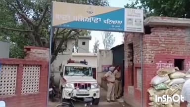 ਪਟਿਆਲਾ: ਪਿੰਡ ਲੰਗਡੋਈ ਦੇ ਡਰੇਨ ਪੁਲੀ ਦੇ ਕੋਲ ਨਸ਼ਾ ਵੇਚਣ ਲਈ ਗਾਹਕਾਂ ਦਾ ਇੰਤਜ਼ਾਰ ਕਰ ਰਹੀ ਦੋ ਮਹਿਲਾਵਾਂ ਨੂੰ ਪੁਲਿਸ ਨੇ ਕੀਤਾ ਕਾਬੂ