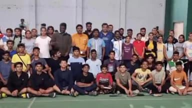 इटारसी: इटारसी शालेय जिला स्तरीय बैडमिंटन प्रतियोगिता 17 वर्षीय बालक वर्ग में नर्मदा पुरम ब्लॉक रहा विजेता व पिपरिया रहा उप विजेता