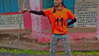 गाडरवारा: वाराणसी में आयोजित नेशनल ट्रेडिशनल लाठी टूर्नामेंट में गाडरवारा की छात्रा ने दिखाया अपना जौहर