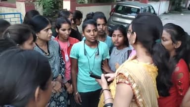 मंदसौर: अफीम गोदाम रोड आदिम जाति कल्याण विभाग की छात्राओं ने छात्रावास की 1 छात्रा से परेशान होकर जताया विरोध