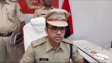 गोपालगंज: SP के निर्देश पर जिले में छापेमारी कर आर्म्स एक्ट के मामले में 2 अपराधी को किया गया गिरफ्तार