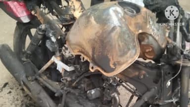 नामकुम: जमीन कारोबारी पर विवाद में मिल्लत कॉलोनी निवासी एक व्यक्ति की बाइक जलाने का आरोप