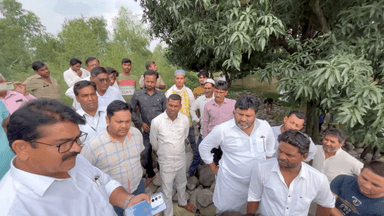 आज बाढ़ खंड #अधिकारियों के साथ अपनी विधान सभा #कांठ के #बाढ़_ग्रस्त क्षेत्रों का दौरा किया