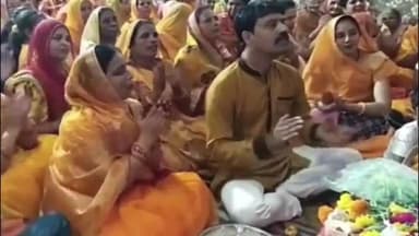 नागदा: नागदा के ओझा कॉलोनी स्थित श्री नर्मदेश्वर महादेव मंदिर पर श्रीमद् भागवत कथा का आयोजन किया गया