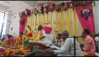 श्रीमद् देवी भागवत नवाहन परायण पं• परम पूज्य वीरेंद्र द्विवेदी जी महाराज के मुखारविंद से अमृतमय वाणी अहमदाबाद गुजरात