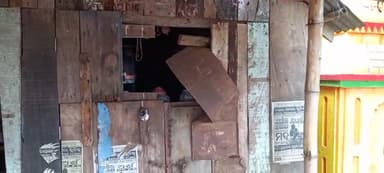 ବିରିଡି: ଛକ ବଜାରରୁ ସିରିଜ ଚୋରି ନେଇ ଅଭିଯୋଗ, ଅଭିଯୁକ୍ତ ଗିରଫ