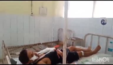 टीकमगढ़: टोरिया गांव के पास बैल से टकराई बाइक, घायल बाइक चालक जिला अस्पताल में भर्ती