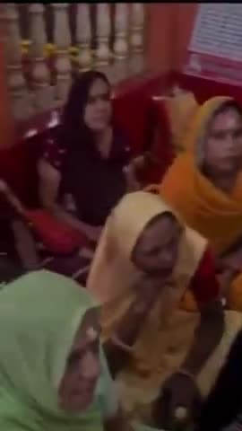 उज्जैन ग्रामीण: उज्जैन के पास मक्सी रोड पर संकट मोचन हनुमान मंदिर पर नर्मदेश्वर महादेव की प्राण प्रतिष्ठा समारोह का किया गया आयोजन