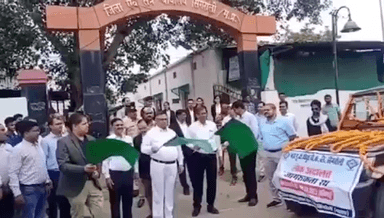 चितरंगी: राष्ट्रीय लोक अदालत के प्रचार प्रसार को लेकर बैढन न्यायालय गेट पर जिला न्यायाधीश ने जागरूकरता रथ को हरी झंडी दिखाकर किया रवाना