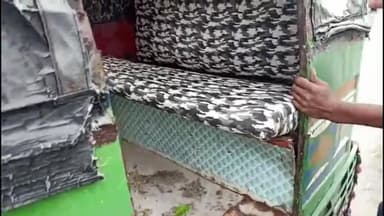 गोपालगंज: बथनाकुट्टी के समीप उत्पाद विभाग की टीम ने शराब लदे ऑटो को किया जब्त, भारी मात्रा में शराब के साथ एक धंधेबाज गिरफ्तार