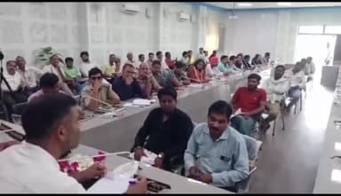 हिण्डोली: पंचायत समिति सभागार हिंडोली में साधारण सभा की बैठक का हुआ आयोजन
