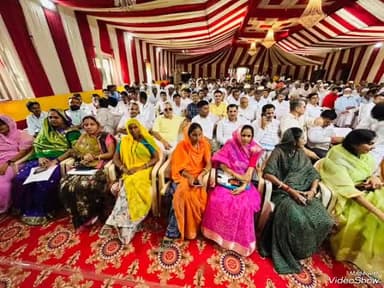 जालौर: जिला मुख्यालय पर जिला कांग्रेस कमेटी की बैठक का हुआ आयोजन, मंत्री प्रमोद जैन भाया रहे मौजूद