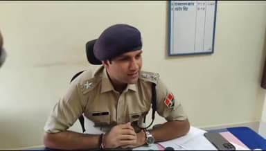 हिण्डोली: माटुंदा, किशनपुरा सहित कई मतदान केंद्रों का जिला कलेक्टर ने किया निरीक्षण