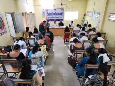 टीकमगढ़: टीकमगढ़ जिला अस्पताल परिसर में जिला स्तरीय परिवार कल्याण परीक्षण किया गया आयोजित