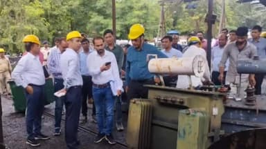 मंदसौर: मंदसौर एवं नीमच में ₹500 करोड़ के बिजली संबंधित कार्य किए जाएंगे, बिजली कंपनी के एमडी तोमर ने दौरा कर ली बैठक