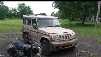 सरदारपुर: थाना राजोद पुलिस ने आरोपी को एक बोलेरो वाहन के साथ अवैध शराब ले जाते हुए पकड़ा, आगे की कार्यवाही जारी