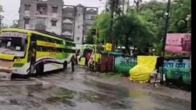 रतलाम नगर: रतलाम से 2000 लोगों का जत्था कल उज्जैन के लिए होगा रवाना प्रकाश प्रभु राठौड़ के नेतृत्व में 15000 लोग कर चुके दर्शन