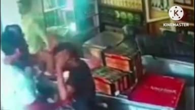 प्रयागराज: सिविल लाइंस इलाके में मारपीट का सीसीटीवी वीडियो आया सामने एक दुकानदार की कुछ दबंगों ने जमकर की पिटाई