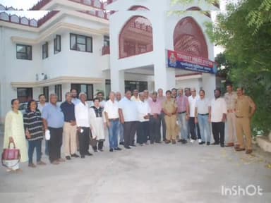 आगरा: ताजमहल के गेटों और शिल्पग्राम में शुरू होंगे पांच नागरिक सुविधा केंद्र,