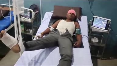 जलेसर: महावीर गंज में विद्युत फाल्ट सही करते समय लाइनमैन पोल से गिरकर हुआ घायल.