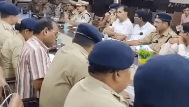 सिंगरौली: SP कार्यालय रुस्तम जी कॉन्फ़्रेन्स हॉल में आगामी विधानसभा निर्वाचन को दृष्टिगत रखते हुये पुलिस अधिकारी एवं कर्मचारियों को जिला स्तरीय चुनाव संबंधी दिया गया प्रशिक्षण