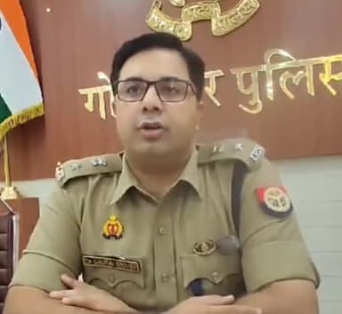 चौरीचौरा: पिपराइच पुलिस ने पिपराइच निवासी पीड़ित की शिकायत पर खाते से निकाले गए ₹75000 खाते में कराए वापस