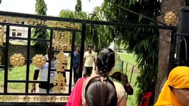 बीना: झांसी गेट नरसिंह मंदिर रोड स्थित स्कूल में कुशवाहा समाज का चुनाव हुआ संपन्न, अध्यक्ष पद के लिए की जा रही है वोटिंग