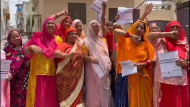 अजमेर: शिवनगर के क्षेत्र वासियों ने पानी और बिजली की समस्या को लेकर रविवार को जमकर किया प्रदर्शन जल्द से जल्द समस्या का