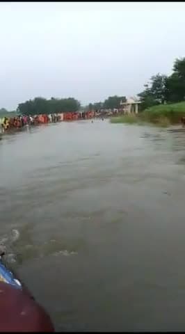 जोकीहाट के #पिपरा में नहाने के दौरान #डूबा युवक | दोपहर 3 बजे से अबतक नहीं पहुंचा NDRF की टीम #Jokihat