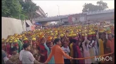 संपतचक: संपतचक में ग्रामीण कमिटी ने कलश एवं भव्य शोभा यात्रा का किया आयोजन