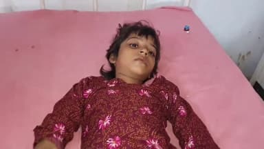 रामपुर: जुम्मा कॉलोनी में जफर मैरिज हॉल के पास तेज रफ्तार मोटरसाइकिल ने 10 वर्षीय बच्ची को मारी टक्कर, जिला अस्पताल में भर्ती