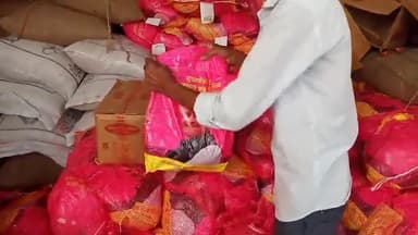 राजस्थान सरकार की महंगाई राहत कैंप योजना में फ्री फूड किट योजना की जरूरतमंद लोगों ने की सराहना