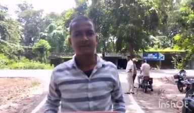 मनकापुर: पुलिस की कार्रवाई के डर से ₹20000 के इनामी अभियुक्त ने छपिया थाना पहुँचकर किया सरेंडर