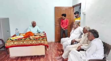 ईसागढ़: ग्राम पंचायत रावसर जागीर पहुंचे पूर्व विधायक जगन्नाथ सिंह रघुवंशी ग्रामीणों की सुनी समस्या