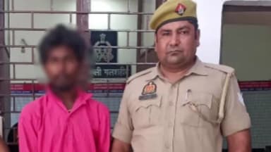 मुरादाबाद: गलशहीद पुलिस ने ई रिक्शा की बैटरी चोरी करने वाले आरोपी को लाकड़ी फाजलपुर से किया गिरफ्तार, 2 बैटरी की बरामद