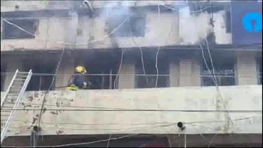 गोपालगंज: मौनिया चौक के पास एसबीआई के मुख्य शाखा में लगी अचानक आग, आग लगने से कंप्यूटर का हुआ नुकसान