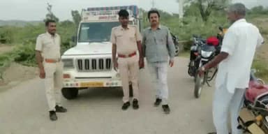 बाली: सेवाड़ी पीपला सरहद में पकड़ी गई अवैध कोयले से भरी पिकअप, 16 बोरी कोयला किया गया बरामद