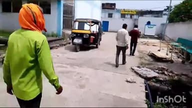 देवसर: जिला अस्पताल प्रबंधन ने नही दिए शव वाहन तो ऑटो पर शव को ले जाने के लिए मजबूर हुए परिजन,लगाया आरोप