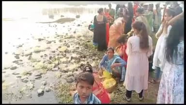 शिवपुरी: सिरसौद गांव मे महिलाओं ने भुजारिया तालाब पर भुजरियों का किया गया विसर्जन ,