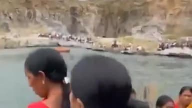 हज़ारीबाग: चमेली झरना में तैरता मिला एक महिला का शव, 21 अगस्त को अपने तीन बच्चों के साथ हुई थी लापता