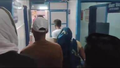 जमुई: जमुई-खैरा मुख्य मार्ग के नवडीहा पेट्रोल पंप के पास दो बाइक की टक्कर में एक युवक हुआ घायल, सदर अस्पताल में भर्ती