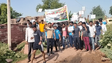 सरमथुरा: #Dholpur sarmathura
#road construction demonstration(सड़क निर्माण प्रदर्शन)
#Baldevpura To CHANDRAWALI
#Date 31-8-2023