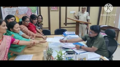 जालौर: जिला कलेक्टर को कार्यालय में जालौर भाजपा महिला मोर्चा की पदाधिकारियों ने दिया ज्ञापन