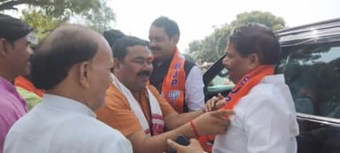 गोरमी: गोरमी में पधारे भाजपा पार्टी के प्रदेश महामंत्री रणवीर रावत का भाजपा कार्यकर्ताओं ने किया जोरदार स्वागत