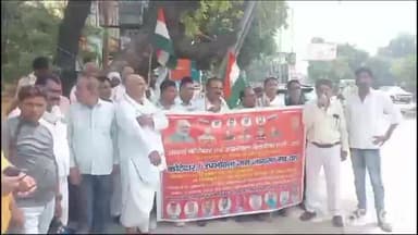 गोंडा: आदर्श कोटेदार वेलफेयर एसोसिएशन के अध्यक्ष की अगुवाई में कोटेदारो ने गोंडा मे लाभांश बढ़ाए जाने को लेकर DSOको सौपा ज्ञापन