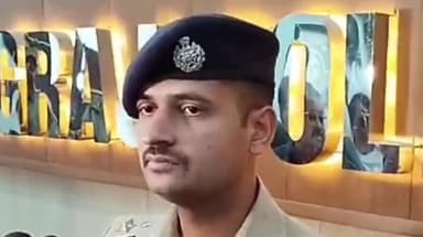 प्रयागराज: पुलिस लाइन सभागार में प्रेस वार्ता के दौरान DCP गंगानगर द्वारा जनपदवासियों से घरों तथा दुकानों में CCTV लगवाने की अपील